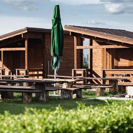 Camping Divoka Voda Братислава Екстер'єр фото
